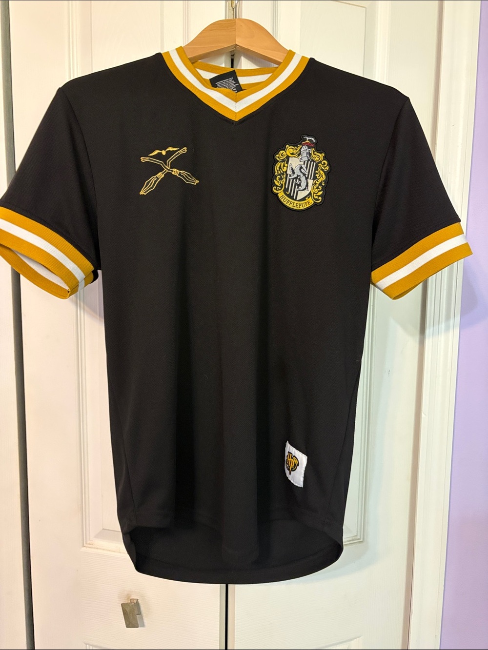 Hufflepuff Black & Gold Short-Sleeve Jersey